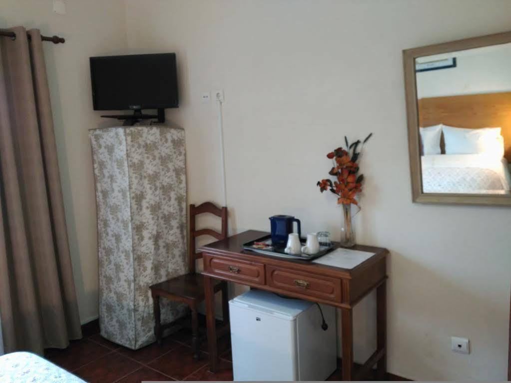 Hotel Retiro Dos Batudes à Palmela Extérieur photo